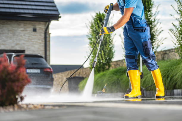 Best Concrete Pressure Washing  in Solana, FL