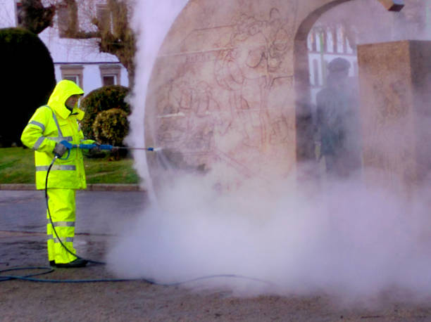 Best Pressure Washing Contractors  in Solana, FL